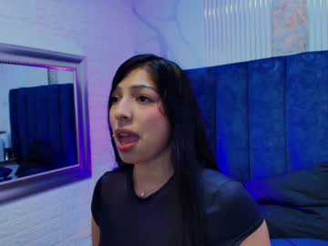 Antonellajones7 Chaturbate stream image from May 21, 2025