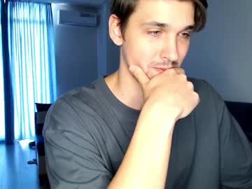 Mateo_Zeus Chaturbate stream image from May 21, 2025