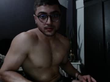 Roger_Belmont Chaturbate stream image from May 21, 2025