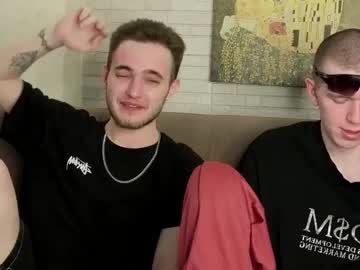 Voody_Assington Chaturbate stream image from May 21, 2025
