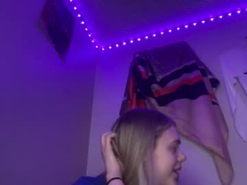 Ababyy2901 Chaturbate stream image from May 21, 2025