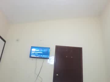 Julio_Camacho2 Chaturbate stream image from May 21, 2025