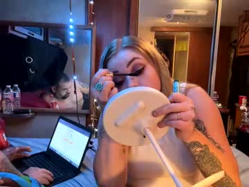 Txthckbarbie231605 Chaturbate stream image from May 21, 2025