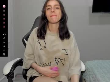 Broosnica1 Chaturbate stream image from May 21, 2025