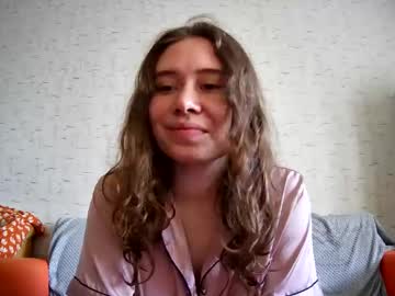 Sweetfaina Chaturbate stream image from May 21, 2025