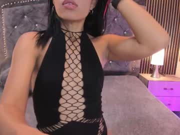 Perlamorgan Chaturbate stream image from May 21, 2025