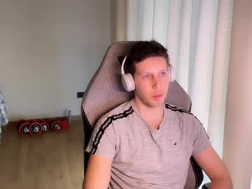 Spaduz Chaturbate stream image from May 21, 2025