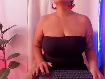 Emma_Cinnamon Chaturbate stream image from May 21, 2025