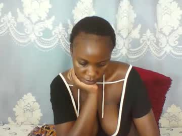 Prettydarkskin002 Chaturbate stream image from May 21, 2025