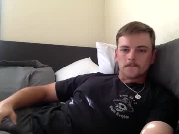 Tnich28 Chaturbate stream image from May 21, 2025