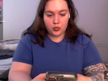 Trinititi Chaturbate stream image from May 21, 2025