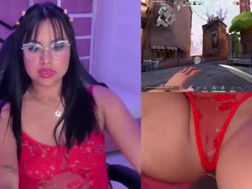 Aliceroys Chaturbate stream image from May 21, 2025