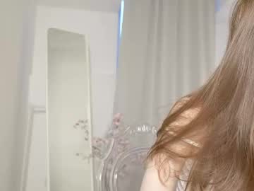 Dirolllll Chaturbate stream image from May 21, 2025