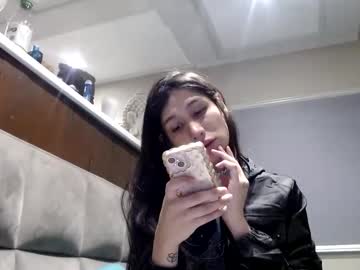 Doll_Sary Chaturbate stream image from May 21, 2025
