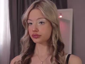Lovendy Chaturbate stream image from May 21, 2025