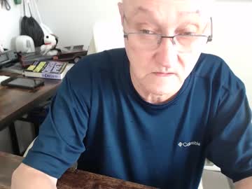 Millenium0129 Chaturbate stream image from May 21, 2025