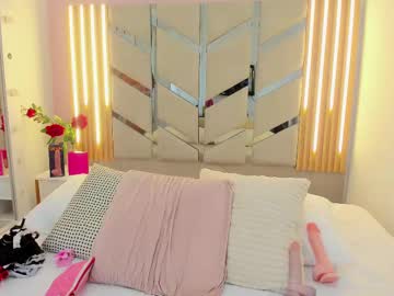 Victoriamoon_01 Chaturbate stream image from May 21, 2025