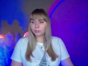 Julia_Steel Chaturbate stream image from May 21, 2025