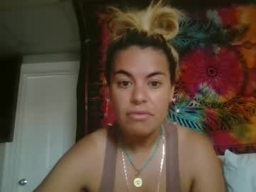 Mastressluna Chaturbate stream image from May 21, 2025