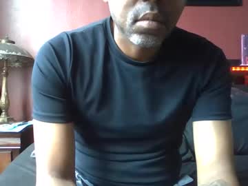 Whisperw Chaturbate stream image from May 21, 2025
