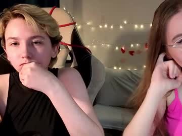 Velvetvalkyries Chaturbate stream image from May 21, 2025