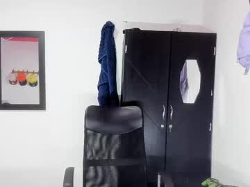 Lennonhot4 Chaturbate stream image from May 21, 2025