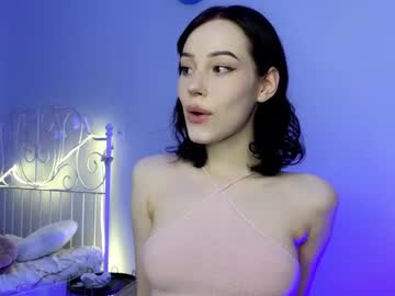Liaglamour Chaturbate stream image from May 21, 2025