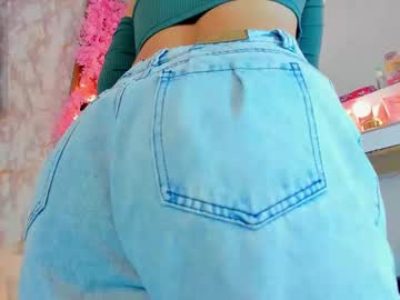 Nanda_Vixen Chaturbate stream image from May 21, 2025
