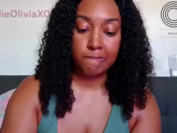 Callieolivia Chaturbate stream image from May 21, 2025