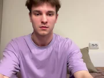 Ianbarloy Chaturbate stream image from May 21, 2025