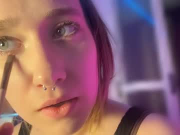 Iriskissxtonyboy Chaturbate stream image from May 21, 2025