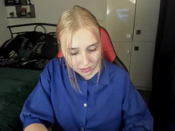 Linatruly Chaturbate stream image from May 21, 2025