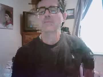 Mikewulds Chaturbate stream image from May 21, 2025