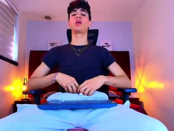 Neoraptis Chaturbate stream image from May 21, 2025