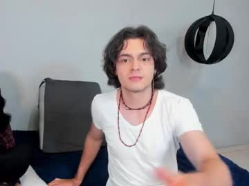 Paranoidtemptaion_ Chaturbate stream image from May 21, 2025