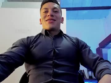 Aquiles_51 Chaturbate stream image from May 21, 2025