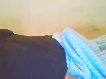 Bone101010 Chaturbate stream image from May 21, 2025