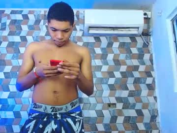 Boybigcock_25cm Chaturbate stream image from May 21, 2025