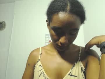 Cattleya_Hotgirl Chaturbate stream image from May 21, 2025