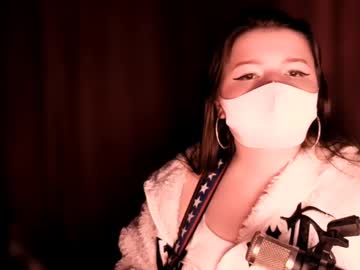 Franniemeow Chaturbate stream image from May 21, 2025