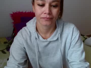 Jessi_Robertss Chaturbate stream image from May 21, 2025