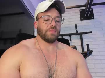 Joshualyon Chaturbate stream image from May 21, 2025