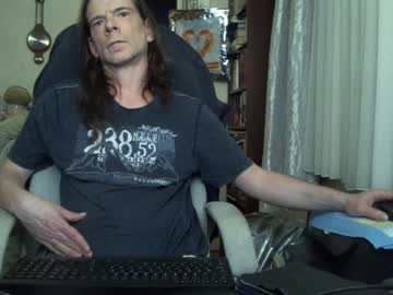Matt18757 Chaturbate stream image from May 21, 2025