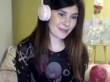 Nikoltravel Chaturbate stream image from May 21, 2025