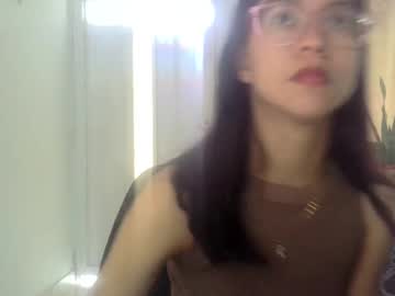 Sarahsmitt Chaturbate stream image from May 21, 2025