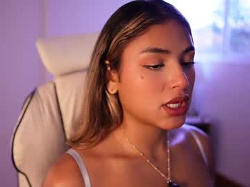 Saraparisi_ Chaturbate stream image from May 21, 2025