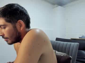 Himoreno97 Chaturbate stream image from May 21, 2025
