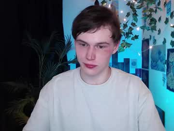 Littlesadcabbage Chaturbate stream image from May 21, 2025