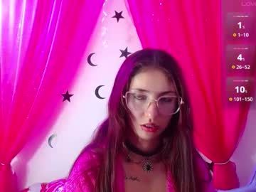 Mildrecute Chaturbate stream image from May 21, 2025