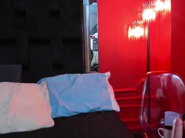 Nathalie_Rossel Chaturbate stream image from May 21, 2025